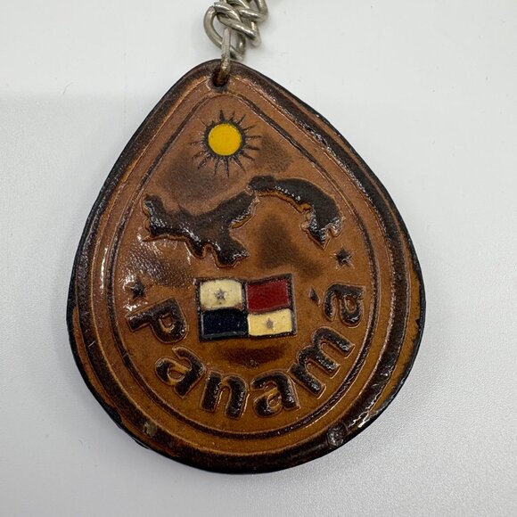 Vintage Panama Keychain - Picture 2 of 4